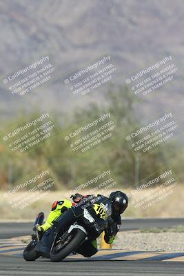 media/Oct-30-2025-Racers Edge (Thu) [[dabbdaf680]]/3-B Group/Session 5 (Turn 6)/